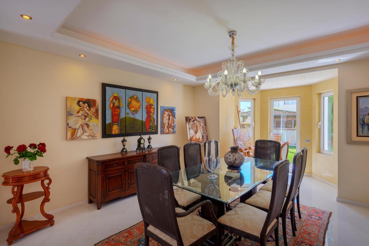 The Painters Luxurious Villa Ανάβυσσος Εξωτερικό φωτογραφία