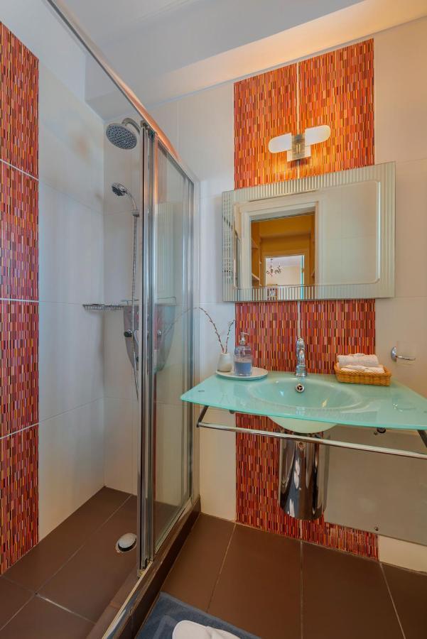The Painters Luxurious Villa Ανάβυσσος Εξωτερικό φωτογραφία